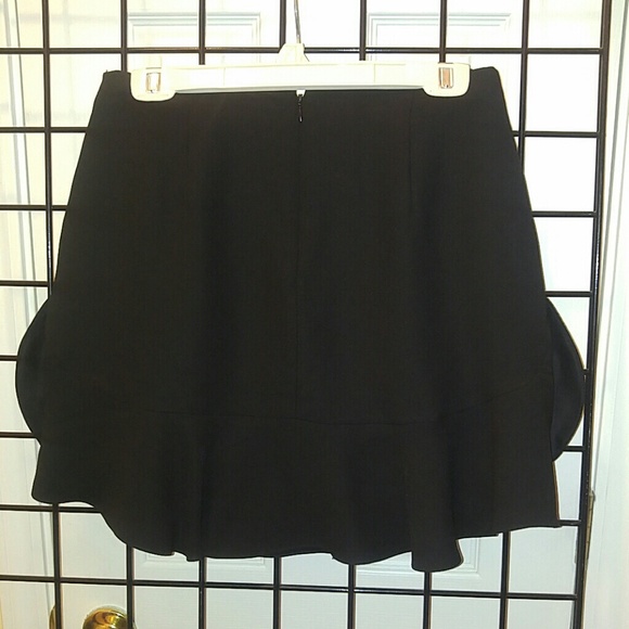 Mini skirt - Picture 2 of 4